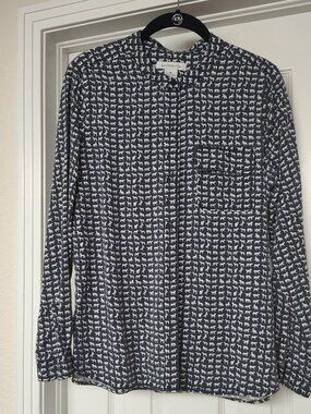 Liz Claiborne long sleeved blue & white Horse print blouse tunic Size M